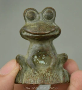 2" Rare Old China Bronze Feng Shui Toad frog Animal Lucky Sculpture - Imagen 1 de 6