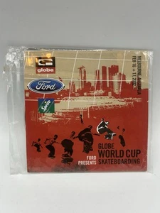 Globe World Cup Skateboarding DVD 6th Annual 900 Degrees Party - Bild 1 von 2