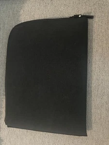 Housse à facettes Incase pour MacBook Air 13 pouces et MacBook Pro (2015-2024) - Photo 1/4