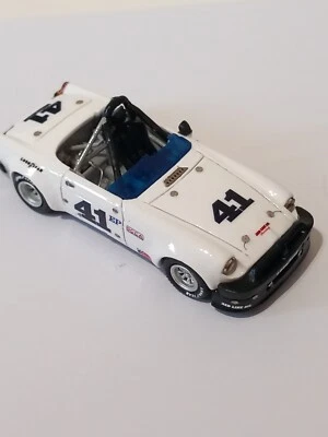 SCCA HUFFAKER MGB, KIT METAL BLANCO Y RESINA, ESCALA 1/43 Foto 1 de 4
