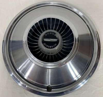 Dodge 1973-1977 OEM 15" tapacubos tapacubos cargador camión Mónaco Polara Foto 1 de 4