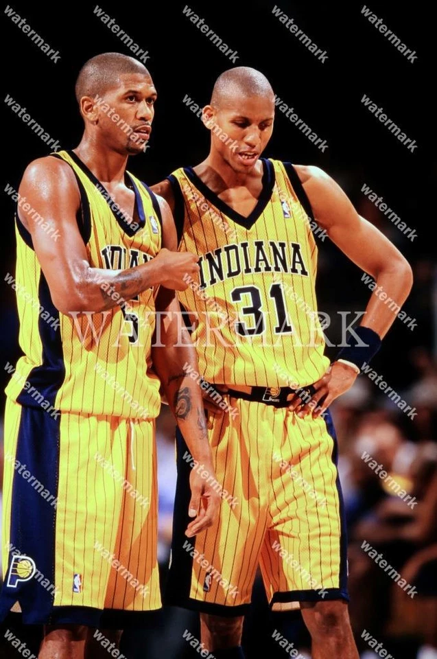 GE328 Reggie Miller - Jalen Rose Indiana Pacers 8x10 11x14 16x20 Photo - Image 1 of 1