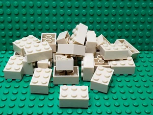 ** 25 CT LOT ** Lego NEW tan 2 x 3 standard bricks Lot of 25 - Imagen 1 de 1
