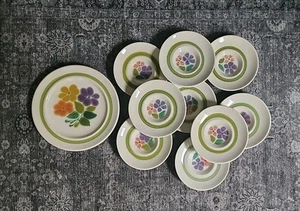 Vintage Franziskaner Blumen Steingut - Set mit 10 Tellern - Salat Mittagessen Brot - Bild 1 von 7