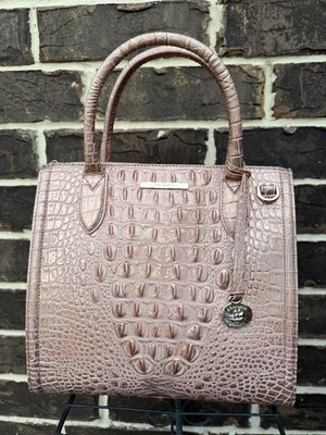 NUEVO CON ETIQUETAS $385 Bolso Brahmin Pequeño Caroline Oro Rosa Melbourne Cuero Rosa Pálido Foto 1 de 4