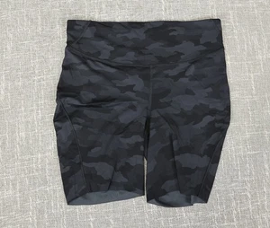 Lululemon Shorts Womens Size 14 - Picture 1 of 5
