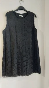 Ladies Black Party/cocktail Dress By Jon Rocha Size 22 Swirl Design - Picture 1 of 4