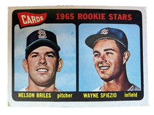 1965 Topps # 431 Nelson Briles Wayne Spiezio  St Louis Cardinals Rookie Star