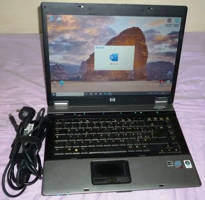 HP COMPAQ portatile PERFETTO Intel 320Gb HDD 4Gb RAM wi-fi Windows 10 OFFICE 365 - Immagine 1 di 4