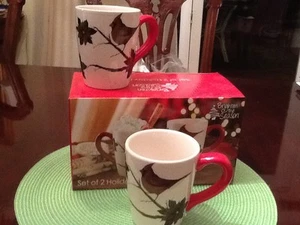 Tazas navideñas, iluminar la temporada, cardenales rojos, juego de 2, nuevas en caja - Imagen 1 de 5