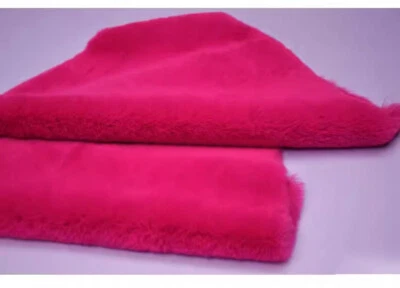 Tela de piel de conejo falsa Rex Felpa Tela gruesa Ropa Bolsos Decoración de sombrero 50X160CM Foto 1 de 4