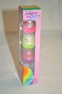 Einhorn Wünsche Cupcake Form LIPGLOSS 3 STÜCK KINDER Sammler Geschenk Tierversuchsfrei  - Bild 1 von 2