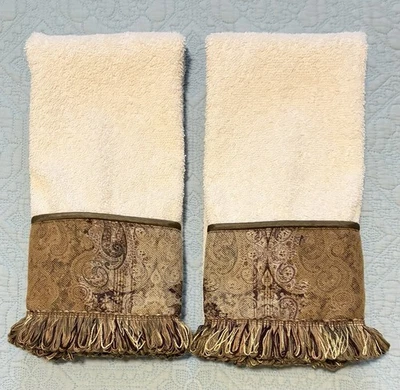 Juego de 2 toallas de mano CROSCILL Home diseño cachemir hechas en EE. UU. Foto 1 de 4