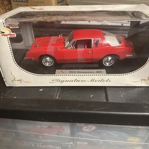 Signature Models 18101 1:18 1963 Studebaker Avanti (Red) Box Shows Wear - Picture 1 of 10