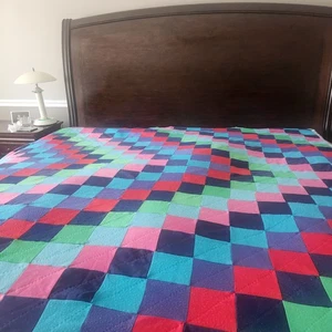 Vintage Handarbeit Patchwork AMISH Quilt handgesteppt 80 x 78 Baumwolle Flanell Rücken - Bild 1 von 10