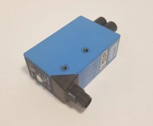 SICK CSL1-N11 1016293 COLOR SENSOR - Picture 1 of 2