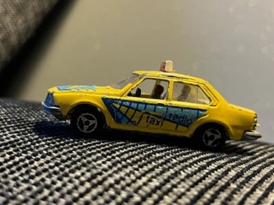 Renault 18 Radio Taxi MAjorette, cod N° 266, échelle 1/60 - Photo 1/4