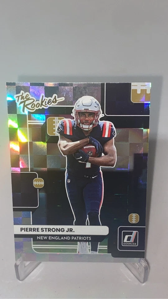 2022 Donruss Football Pierre Strong Jr. RC The Rookies #TR-39 Patriots - Image 1 of 4