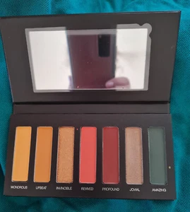 Younique Moodstruck Addiction Eyeshadow Palette NO 8 - Picture 1 of 3