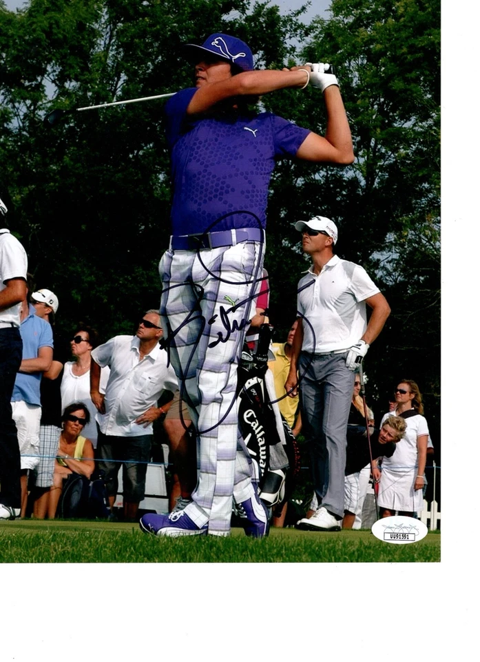 RICKIE FOWLER PGA GOLF SIGNED 8X10 PHOTO W/JSA COA #5 - Image 1 of 1
