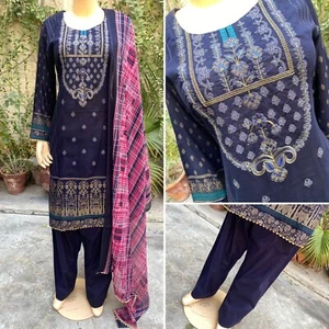 Pakistani Navy Blue Printed Straight Shirt 3-PCS Lawn Suit / Threadwork ,M - Picture 1 of 11