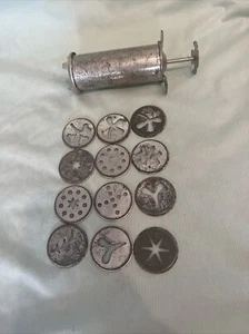 Vintage Kookie Designer Set For Cookies, Noodles, And More 12 Design Discs - Picture 1 of 5