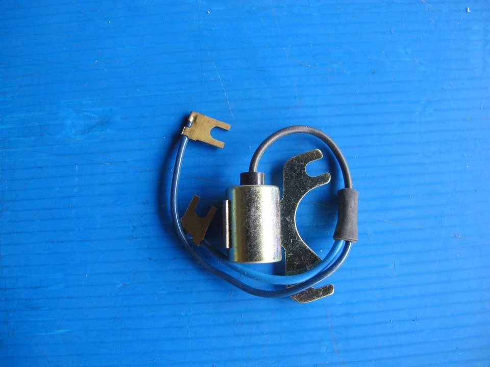 Condensateur pour allumeur Hitachi pour Honda Accord, Nissan Cédric Gloria Micra - Photo 1/1