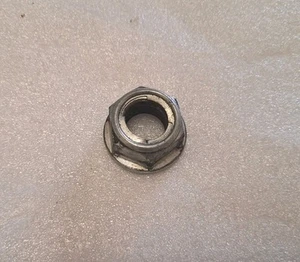 ER Baotian BT50QT-9 Jinlun JL50QT Benzhou tornillo de rueda tuerca tornillo trasero - Imagen 1 de 4