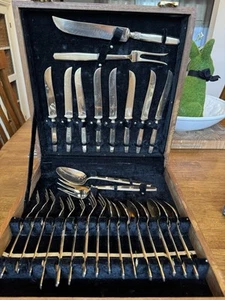 Vintage Bangkok Thailand 28-teiliges goldfarbenes Silberbesteck Set Holz Aufbewahrungsbox - Bild 1 von 12