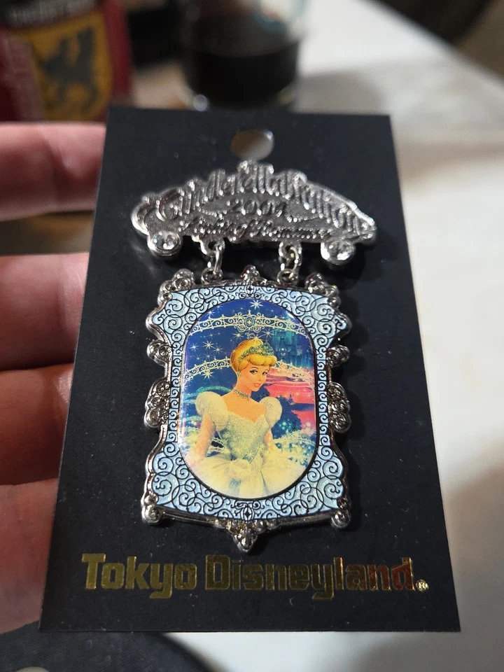 Tokyo Disney Resort Disneyland Limited Cinderella Pin 2004 From Japan TDL TDR — 第 1/4 张图片