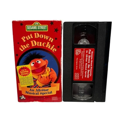 Sesame Street: Put Down The Duckie (VHS, 1994) Ernie, Paul Simon, RARE! V14 - Image 1 of 4