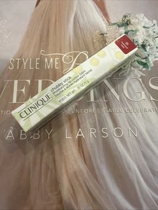 Clinique Chubby Stick feuchtigkeitsspendender farbiger Lippenbalsam ROOMIEST ROSE 28 - volle Größe - Bild 1 von 3