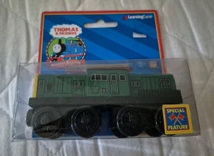 Neu verpackt 2000 "DEREK" Thomas & seine Freunde Holzeisenbahn Lernkurve Vintage Spielzeug - Bild 1 von 6