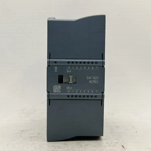 SIEMENS 6ES7 223-1QH32-0XB0 SIMATIC S7-1200 Digital I/O Module - Picture 1 of 5
