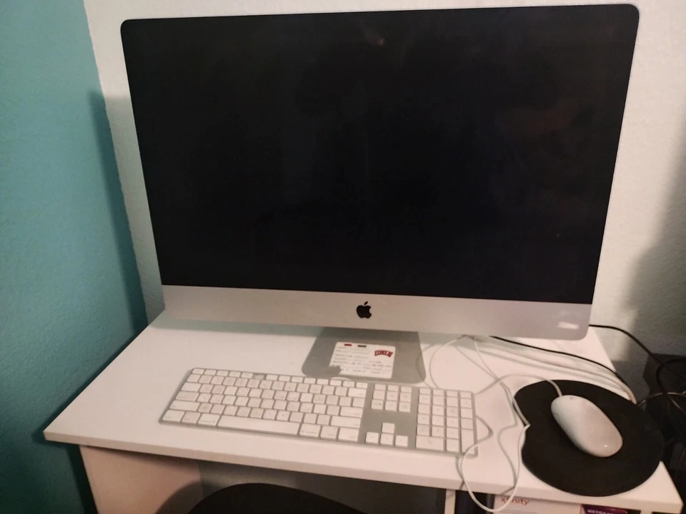 iMac (Retina 5K, 27 pulgadas, 2017) Foto 1 de 1