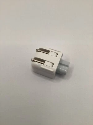 Apple Macbook Duckhead | A1555 | 2.5A 125V | 2-Prong Wall Adapter Plug - Image 1 of 4