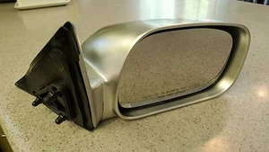 NEW SILVER Passengers Side Right Door Mirror Fits 2002-2006 Camry USA NonHeated - Bild 1 von 2