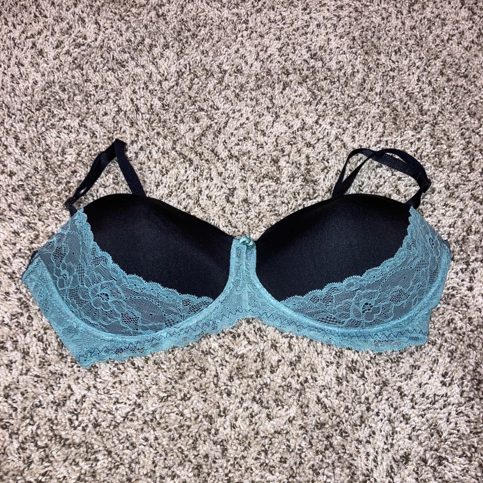 XOXO Bra- Size 40D Lace Pushup Bra - Image 1 of 4
