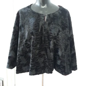 Vintage Cape Capelet Womens S/M Black Burgundy Lining Elegant Gothic Faux Fur - Picture 1 of 9