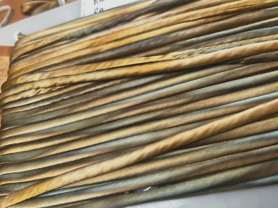 Tubo de satén de seda teñido a mano 1/4" tubo en el sesgo 31" pieza hecho en EE. UU. oxidado bucke Foto 1 de 4