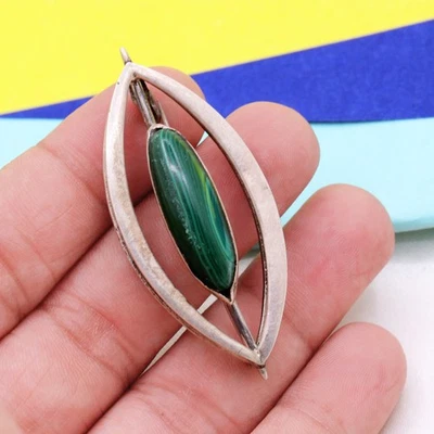 Malachite Taglio Marquise Forma Spilla 925 Argento Sterling Artigianale Gioielli - Immagine 1 di 4