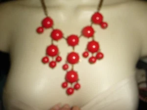 #7/5 vtg Costume NECKLACE 11"L GOLD TONE w DANGLE RED BEADS & STONES - Picture 1 of 6
