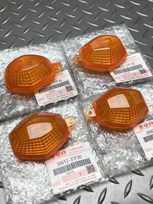 Suzuki GSXR1000 K1 K2 / GSX-R 750 600 K1 K2 K3 / Lente indicadora / JUEGO X4 original Foto 1 de 4