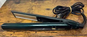 WITHOUT BOX Limited Edition Wicked “Positively Green “ Conair Flat Iron NIB - Picture 1 of 7