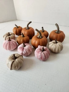 Calabaza Miniatura Otoño Decoración Imitación Cuero Terciopelo Espuma Artesanal Rosa Beige - Imagen 1 de 6