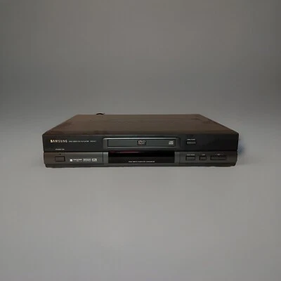 Samsung DVD/Video-CD/CD Player DVD-611 For Parts/Repair - READ! Powers On - Image 1 of 4