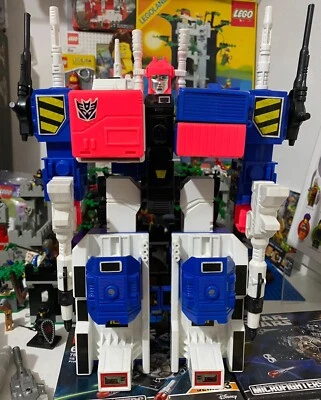 Transformers KO Metrotitan MIB - Immagine 1 di 4