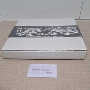 YUKO HIGUCHI x Holbein 2023 EDIZIONE LIMITATA PALETTE ACQUERELLI 108 pozzi - Foto 1 di 8