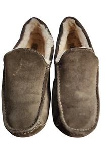 Men's Size 16 UGG Slippers - Picture 1 of 9