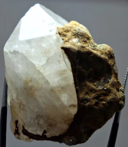 207.0 Ct Super Window Quartz Natural Crystal Specimen, Baluchistan Pakistan - Picture 1 of 10